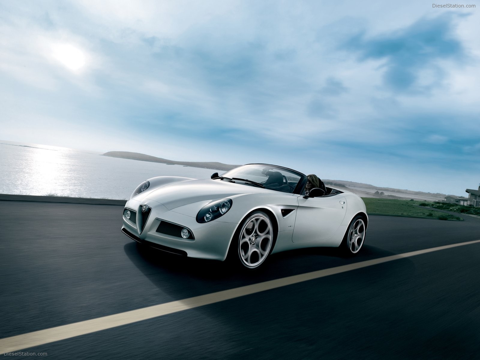 Alfa 8C Spider (2008) Car Pictures